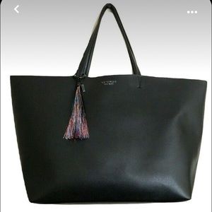 Victoria’s Secret Totes